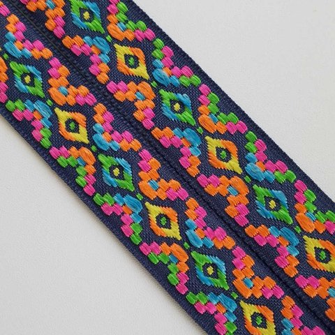 チロリアンテープ　刺繍　エスニック　