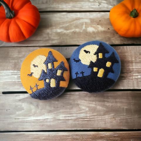 【再販】ハロウィン 城　刺繍ブローチ