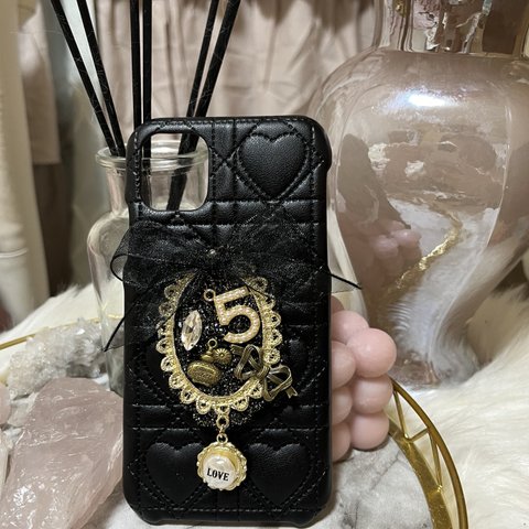 一点限り♡ハンドメイド♡iPhone11ケース♡ブラックキルティングケース♡No.5