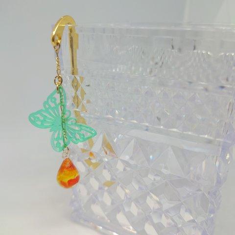 透かし蝶と琉球ガラスのソーダドロップブックマーカー