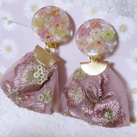 かすみ草×インド刺繍リボン