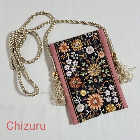 新作【スマホポシェット】インド刺繍リボン