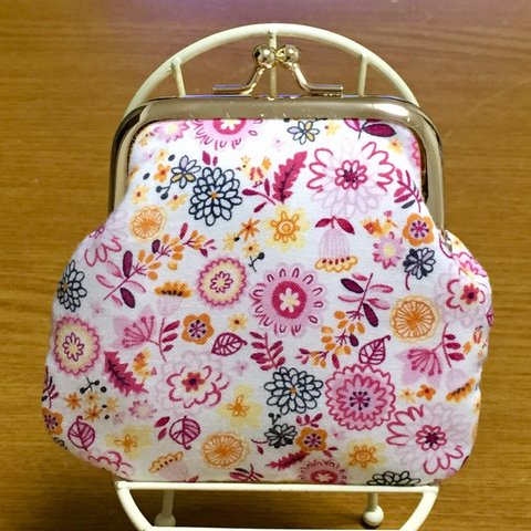    花柄がま口財布