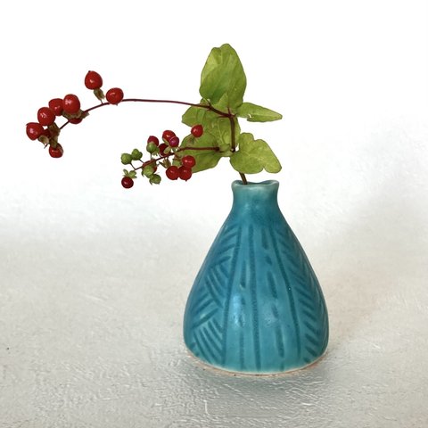 トルコ青釉　花瓶　〈一輪挿し〉