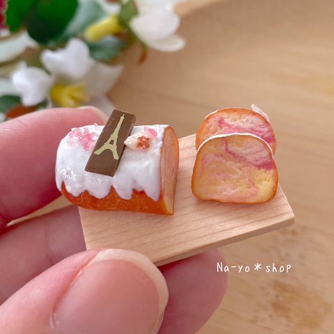 ミニチュア＊春のスイーツ　さくらパウンドケーキ