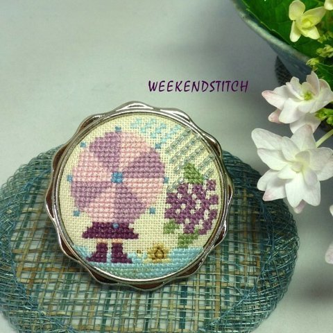 傘と紫陽花の刺繍ブローチ 