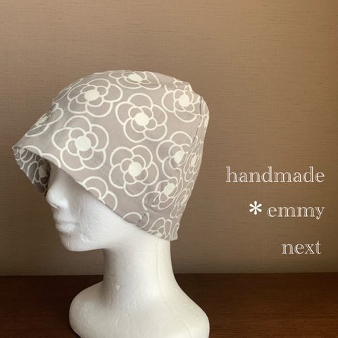 送料無料＊handmadeダブルガーゼ帽子〈camelliaグレー〉かわいいケアキャップ　ケア帽子　医療用帽子