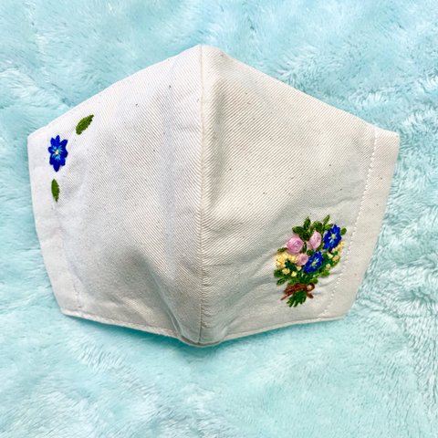 値下中！花束　刺繍　立体マスク　ハンドメイド　