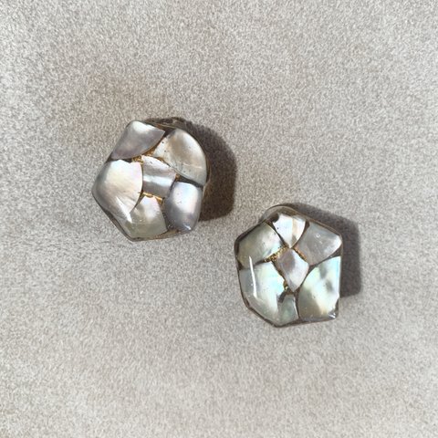 shell earring