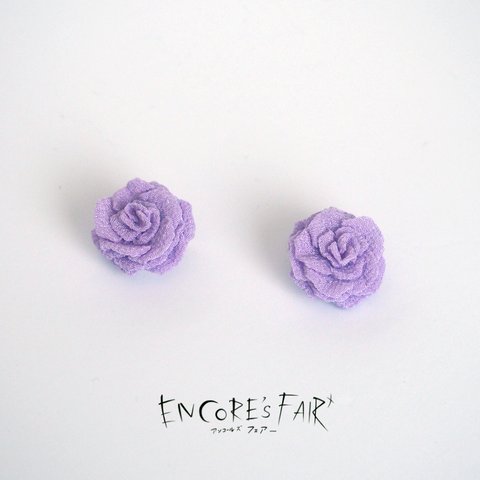 つまみ細工 上品な薄紫色のバラのイヤリング