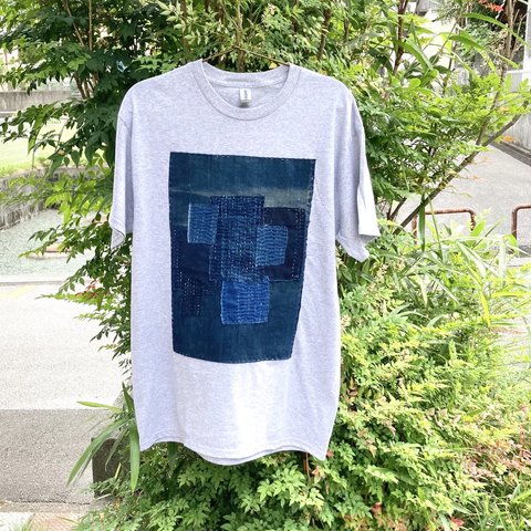 1982 size M 襤褸　リメイク　tシャツ 藍染め　藍染　古布　ヴィンテージ　刺し子　パッチワーク　再構築　オリジナル　