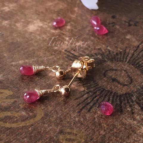 受注生産☆【14kgf ジュエリー】Ruby & Gold  piased Earrings／宝石使用