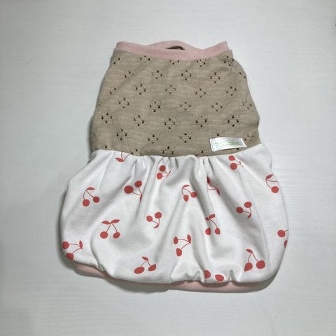  犬服　XLサイズ　ふんわりタンクトップ　レースニット（ベージュ）＆チェリー（オフホワイト）ピンクリブ女の子　