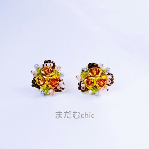 Three ROSES Earring or Pierce