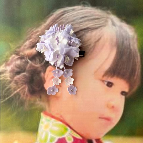 パープルホワイト❤︎ 布花ヘアクリップ　一点物　髪飾り　七五三　3歳　7歳　浴衣　着物　袴　和装　卒園式　卒業式　入園式　入学式　成人式　お呼ばれ　結婚式　　ボブヘア　ナチュラル　小ぶり　シンプル