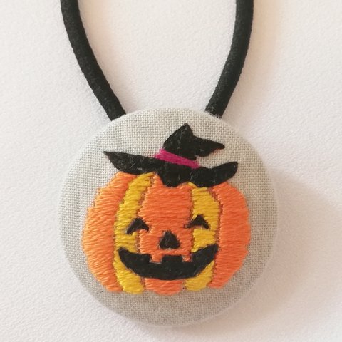 ハロウィーン　刺繍　ヘアゴム