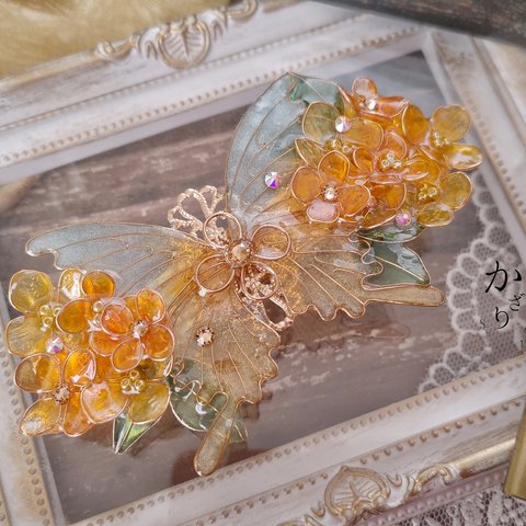 金木犀と琥珀ソーダ色の蝶バレッタ（hair ornaments of butterfly and flower〜amber and soda〜）