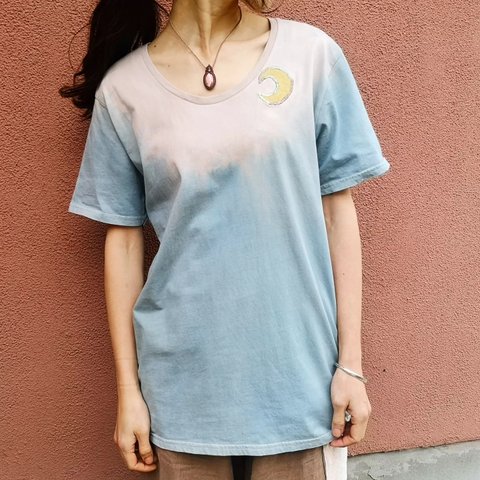 藍染め moon＆ainu organic tops

* 草木染めアイヌと月のカットソー　オーガニックtシャツ