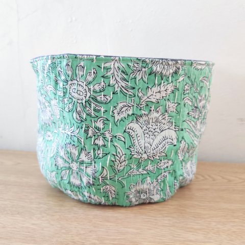 Indian Kantha Quilt Green Pot 6号