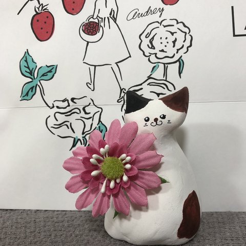 だっこ猫ちゃん　ねこびけ刺し　三毛猫