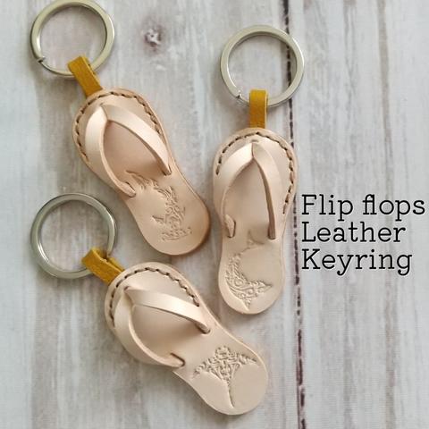 TRIVAL Flip flops
Leather Keyring　トライバル ビーチサンダル レザー キーホルダー　イルカ　マンタ　サメ