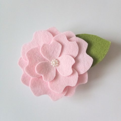 お花のブローチクリップ＜ベビーピンク＞_#382_flower brooch<baby pink>