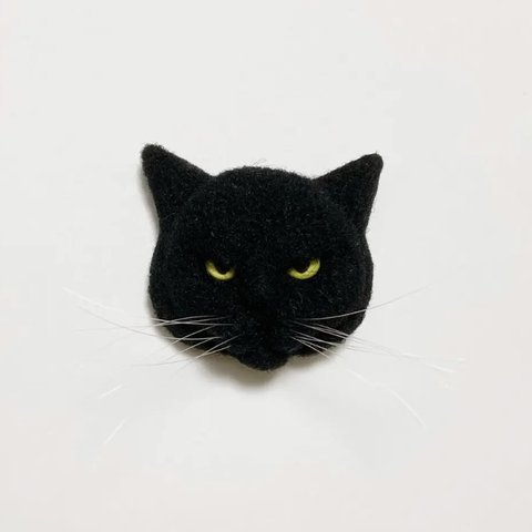 羊毛フェルト 猫ブローチ 黒猫