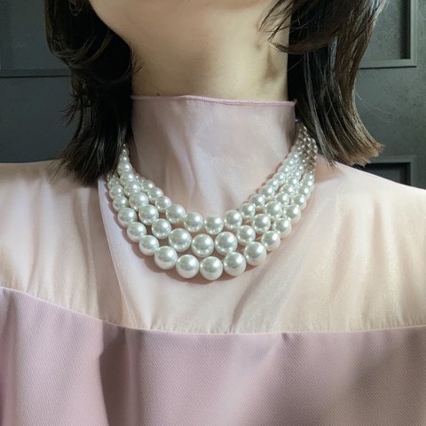 PEARL TRIPLE STRAND NECKLACE