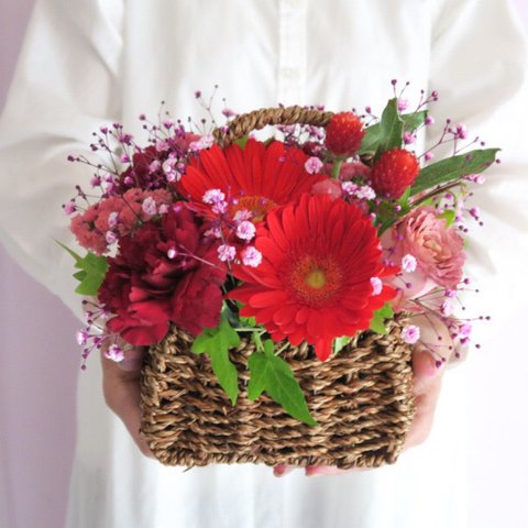 《特集掲載》red×pink flower arrangement  生花 フラワーアレンジメント  母の日