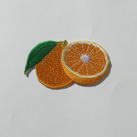 刺繍ワッペン　オレンジ