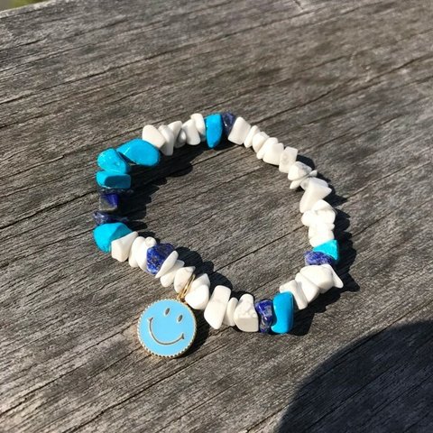 Smile stone bracelet (Blue smile)