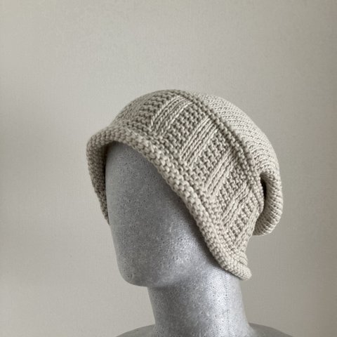 手編み　メリノウールのくったりニット帽子　ケア帽子