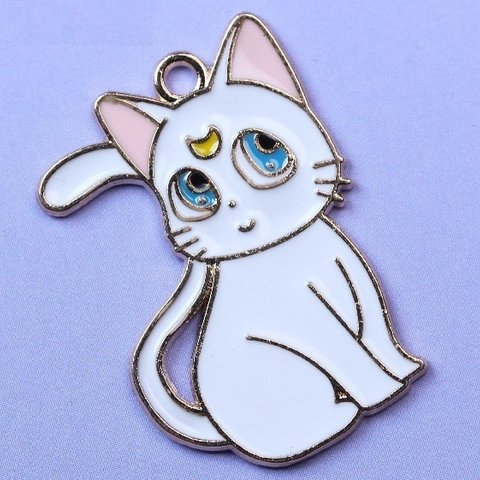 猫 1個 ネコ 猫チャーム アクセサリーパーツ アンティーク ハンドメイド 手芸材料