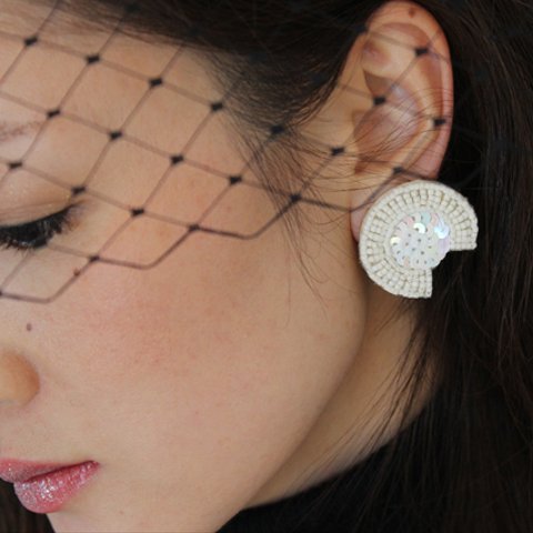 【装苑掲載商品】Snowing sky ear cuff (No.2607)