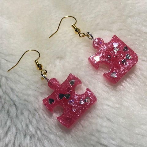 ピンクパールピアス✪レジン✪ハンドメイド✪世界に一つのピアス