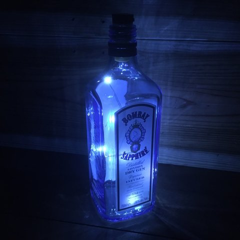 【BOMBAY SAPPHIRE】ボトルランプ　LEDライト　ボンベイサファイア　点滅式 インダストリアル