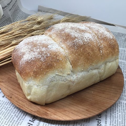 木型で焼いたほんわか食パン（L）【自家培養天然酵母のパン】 