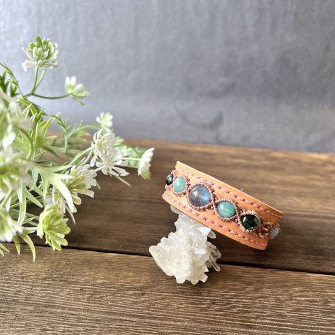 Labradorite Macramé Leather Bracelet【ラブラドライトのマクラメレザーブレスレット】