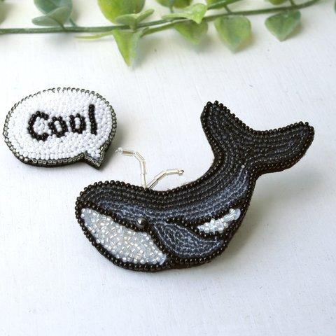 潮吹きクジラをモチーフにしたオートクチュール刺繍のブローチ、バレン