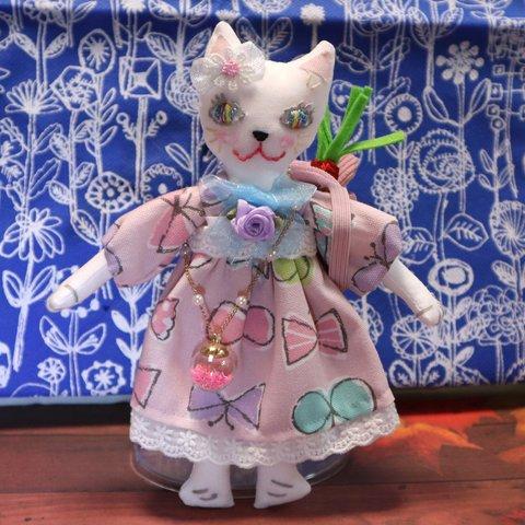妖精猫ドール　瞳キラキラ✨　ウサギさんは友達　バッグチャーム　ドールチャーム