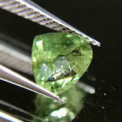 グリーンサファイア 1.15ct 加熱 サファイア オーストラリア 宝石 ルース サファイア 天然サファイア 天然石 トリリアント