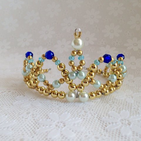 mini tiara