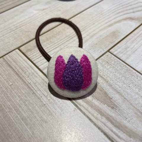 ヘアゴム刺繍　チューリップ紫