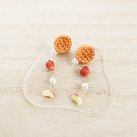 〈APPLE PIE PARTY〉アップルパイ×りんごロングピアス/イヤリング