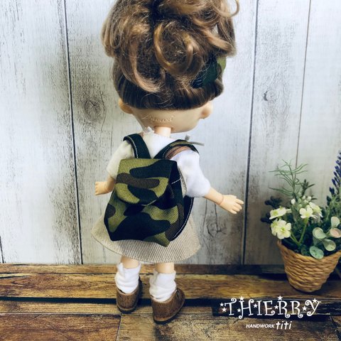 ☆THIERRY☆ドール用リュック 迷彩　共布ヘアピン