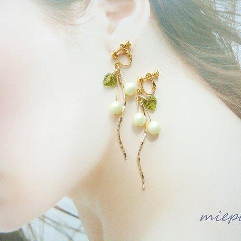 ミモザ♡イヤリング(ピアス）