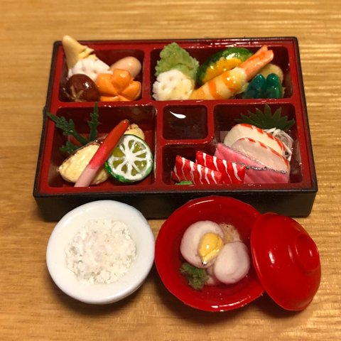 ミニチュアフード　春の松花堂弁当