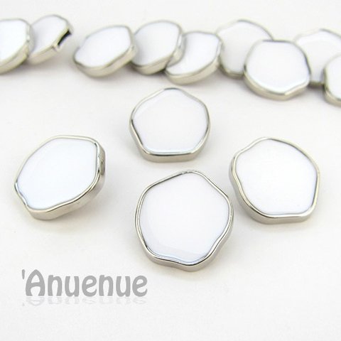 シャンクボタン　23mm【Irregular / White】4個