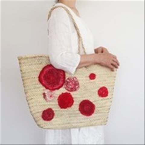 B0100 dots red