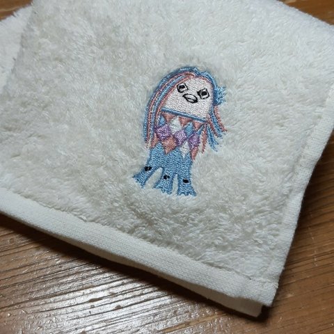 アマビエ刺繍 ハンカチタオル 2枚